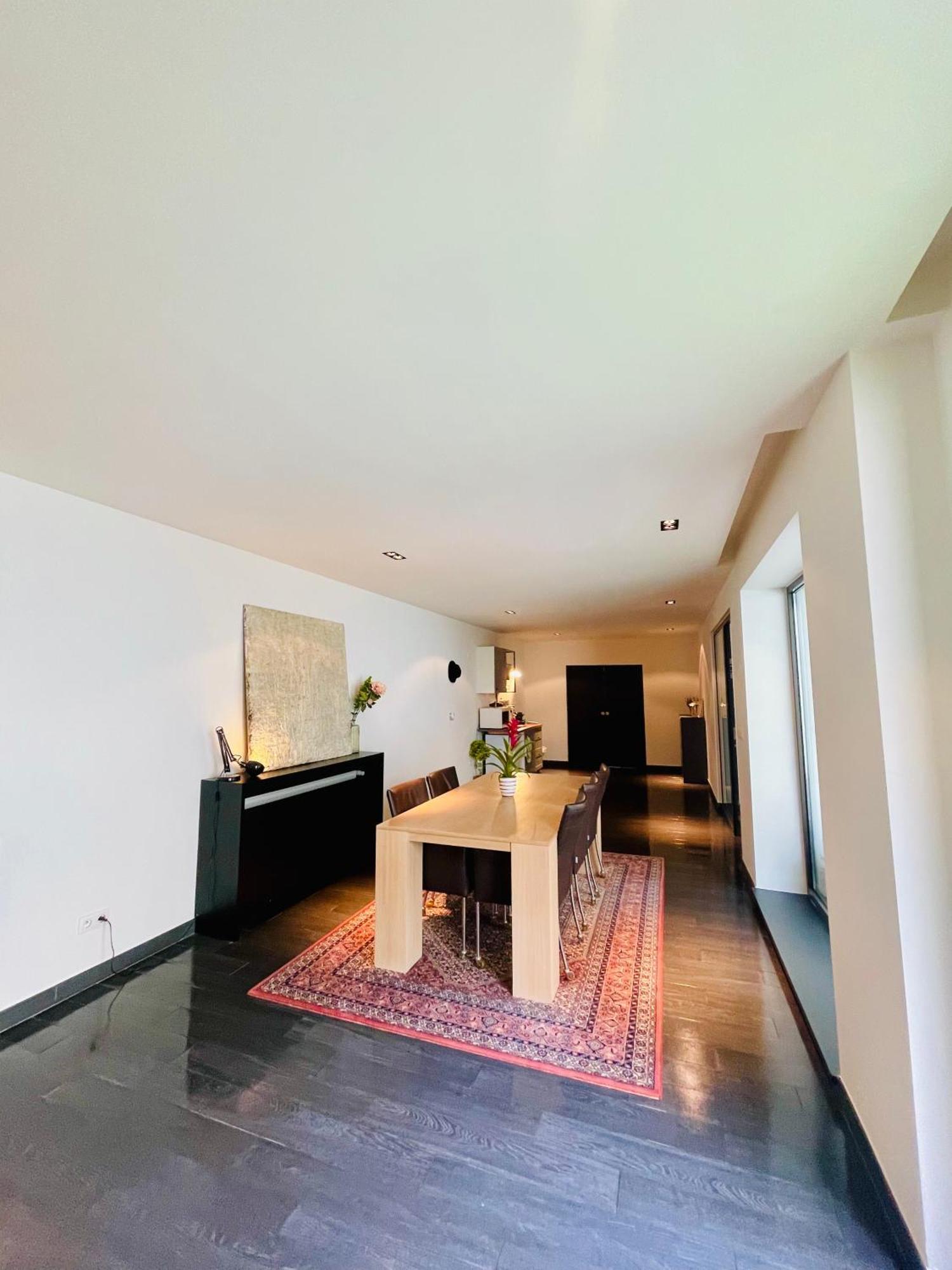 Down Town Spacious Loft Retreat With Private Parking Брюссель Экстерьер фото
